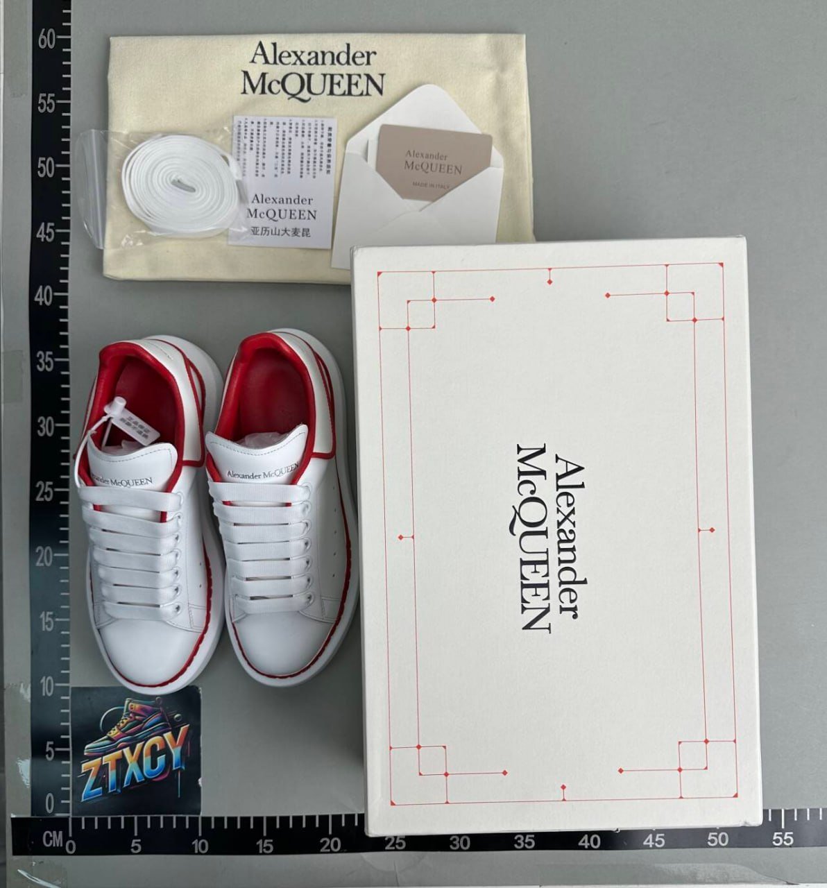 Alexander Mcqueen -3