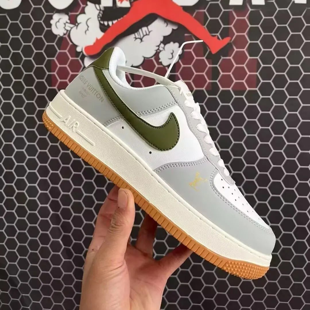 Nike Air Force 1 Sneakers [31 