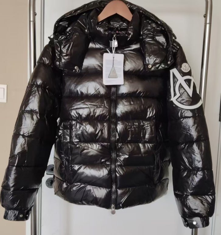Canada Goose  Moncler Ralph Lauren Burberry  Prada Down jacket/vest  -3