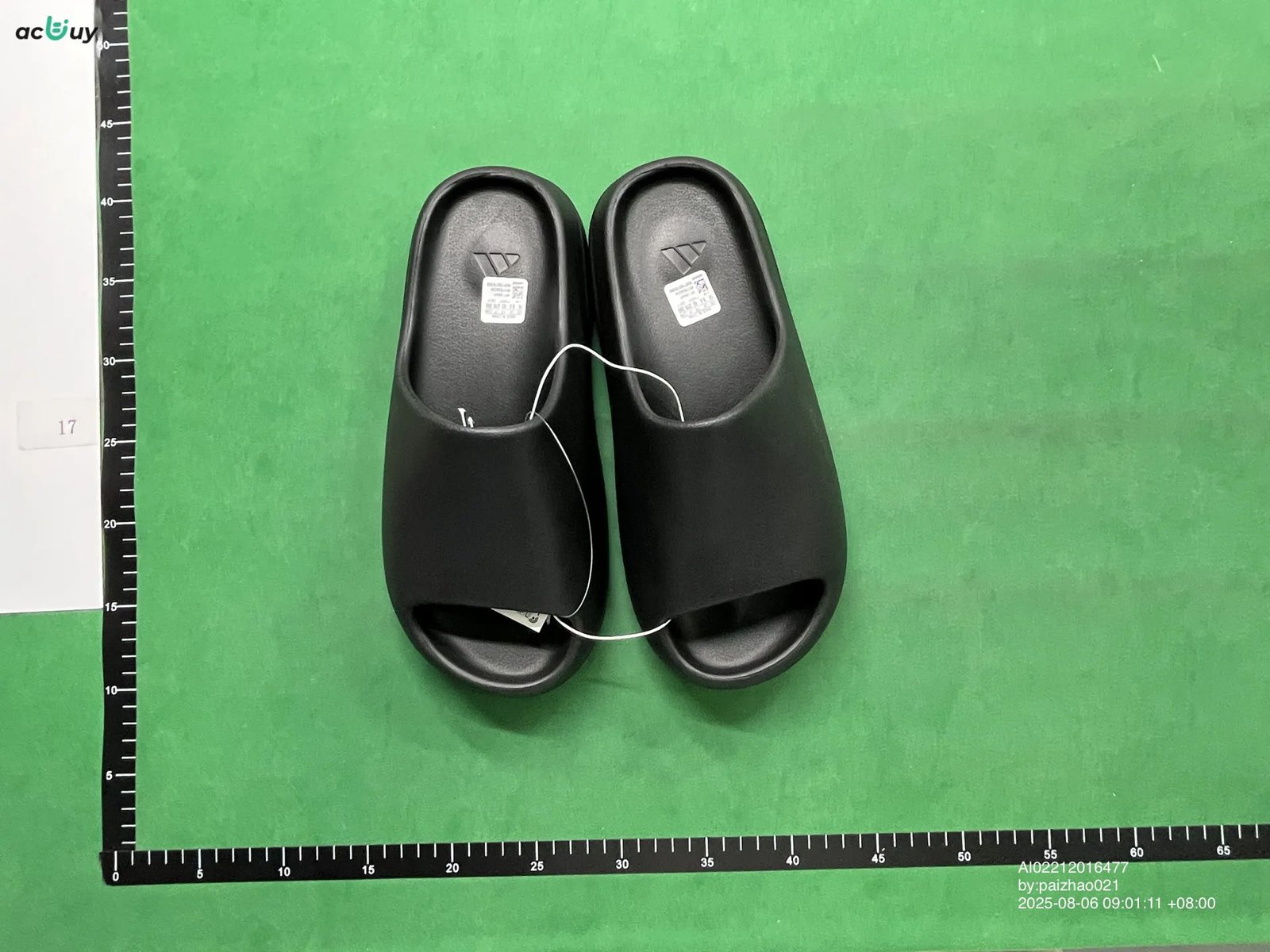 Yeezy Slides -4