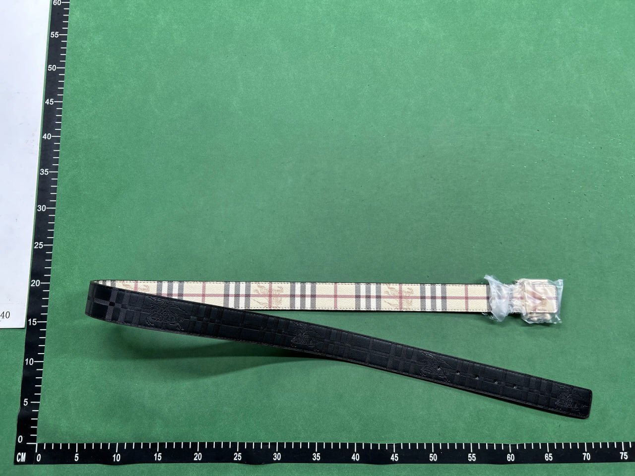 LV Burberry belt -4
