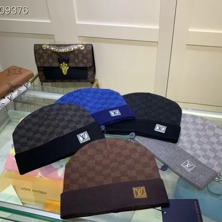 LV Beanie\knitted hat/Louis Vu