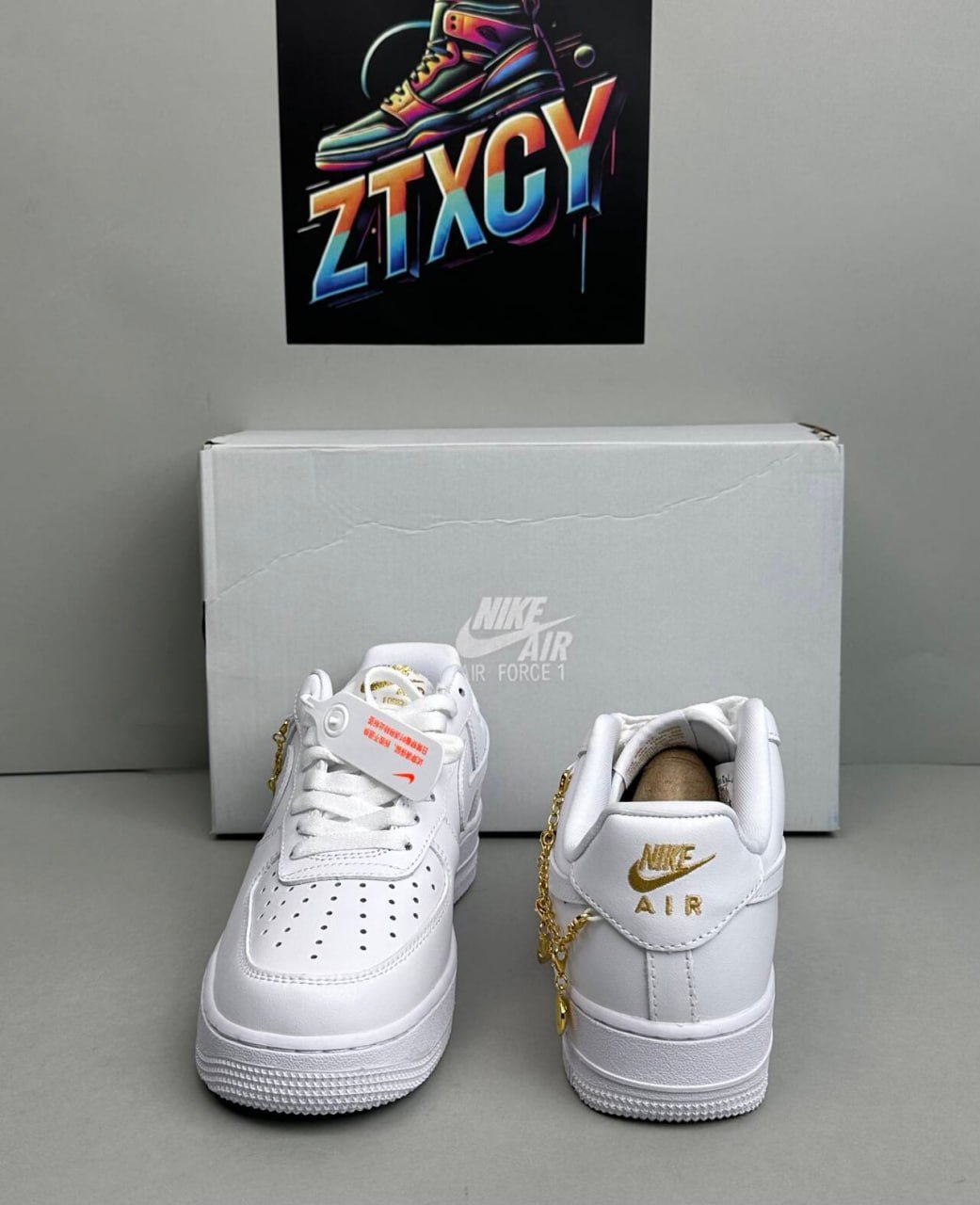 Nike Air Force 1                                 -2