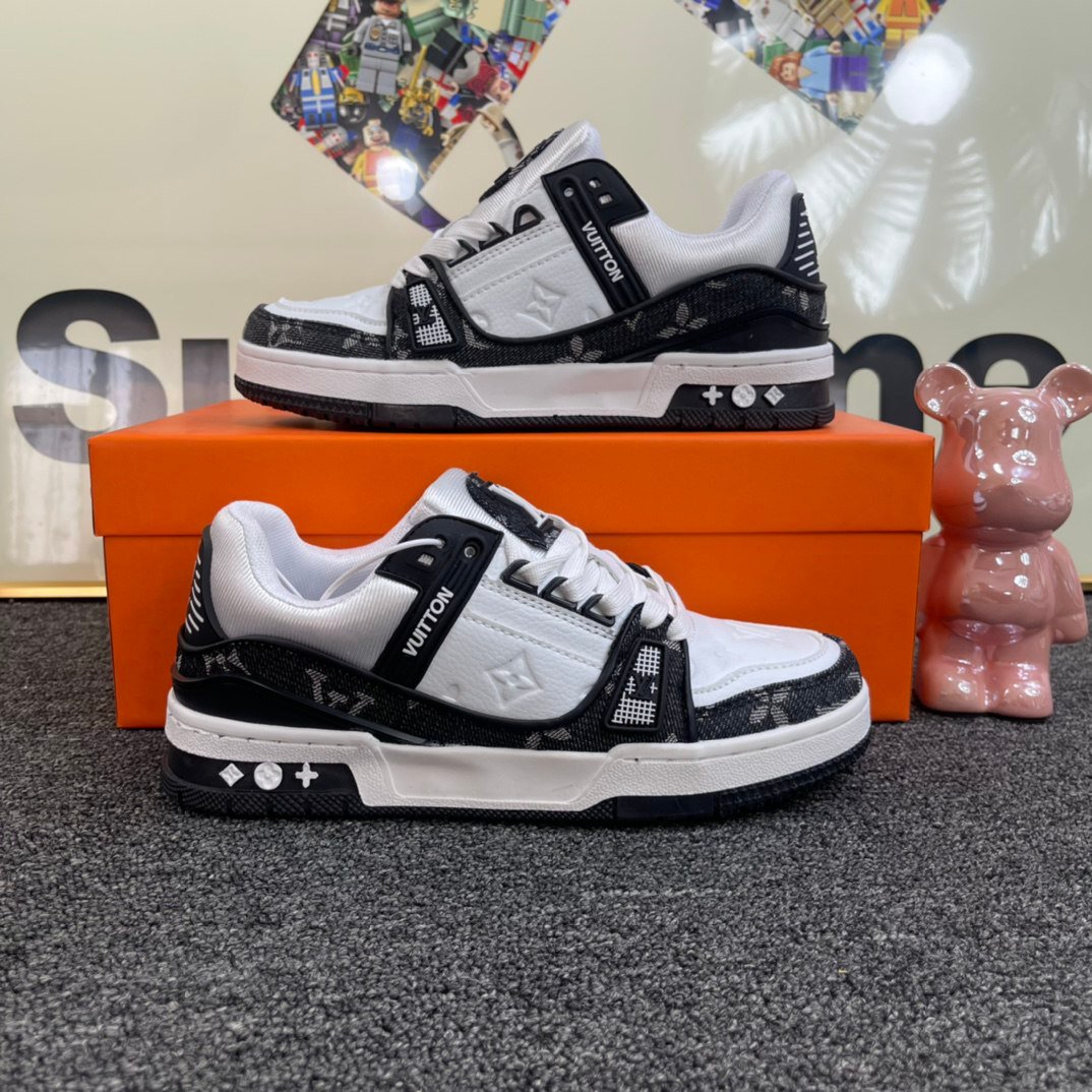 Louis Vuitton Trainer Sneaker -4