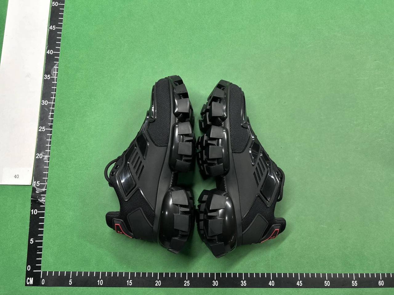 PRADA                                                                        -2