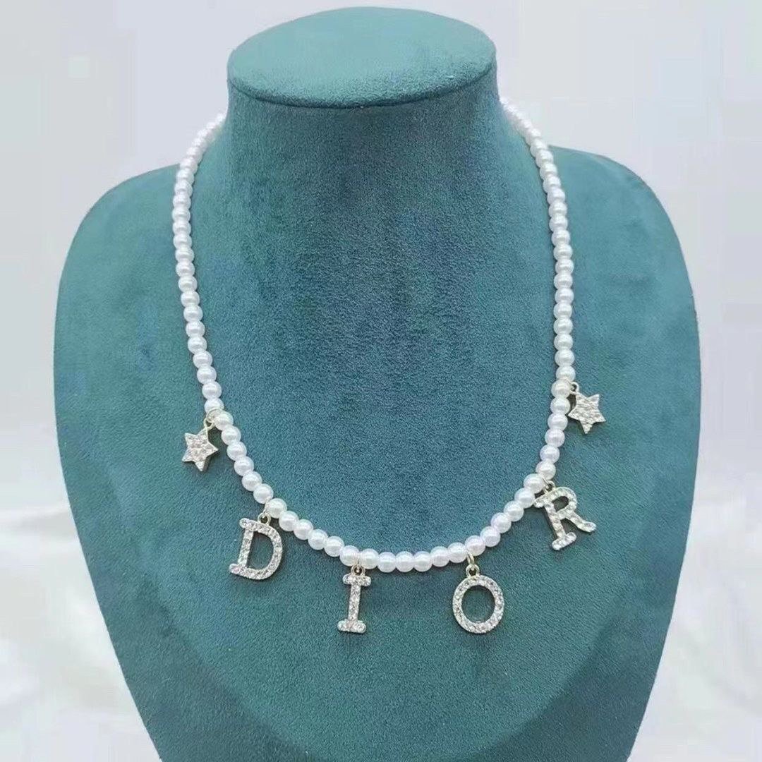 Dior necklace -3