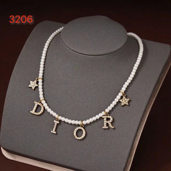 Dior necklace -2