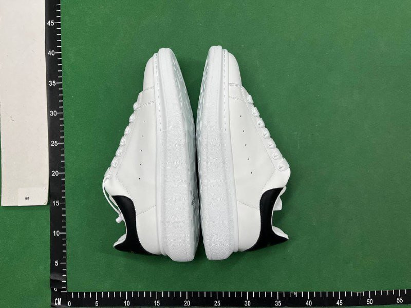 Alexander McQueen -3