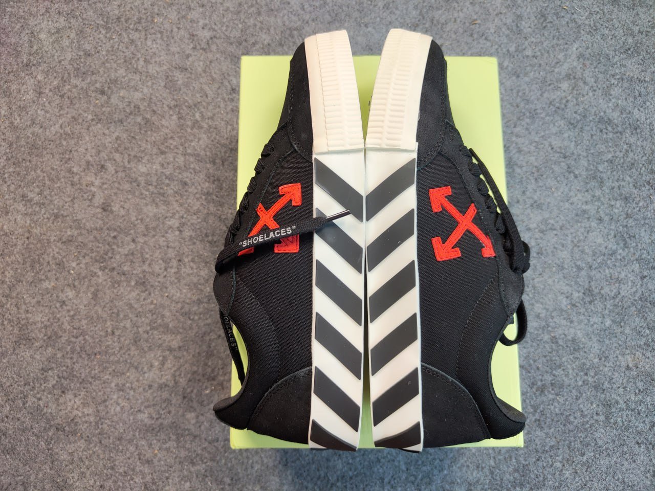 O-White shoes                                 -2