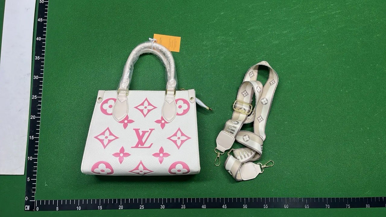 Louis Vuitton Bag -2