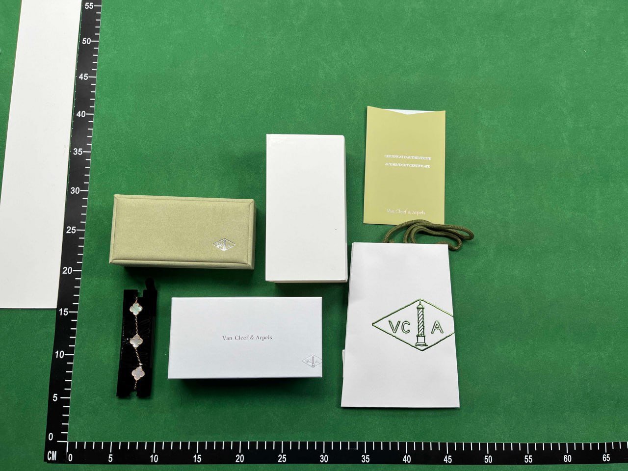 Van Cleef & Arpels bracelet -5