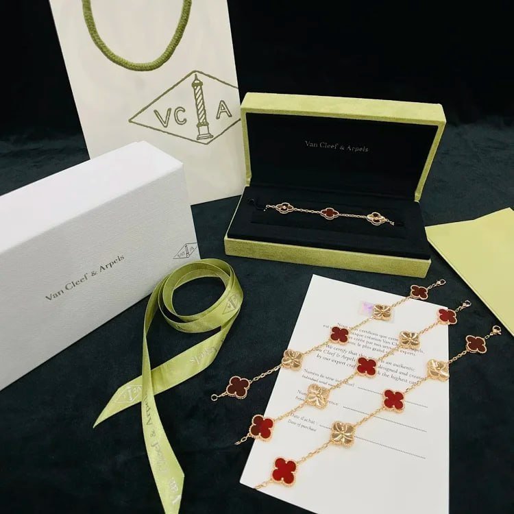 Van Cleef & Arpels bracelet  -5