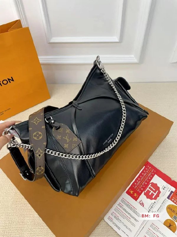 LV BAG