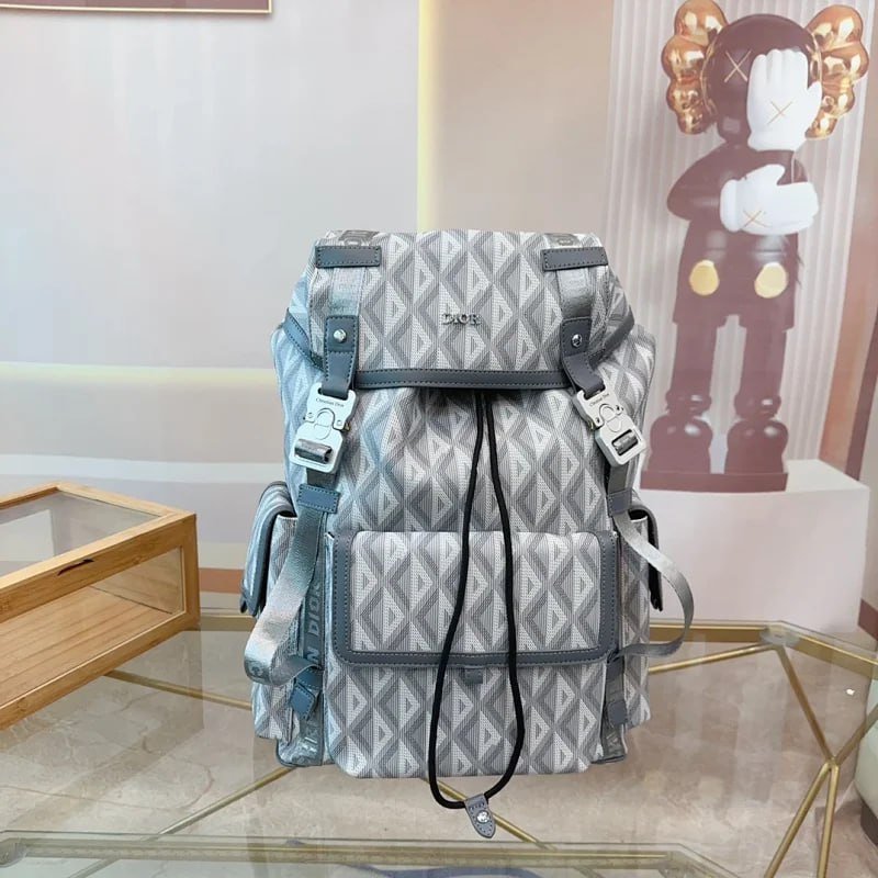 Dior Men's crossbody bag -3