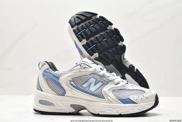 New Balance 2002R/New Balance 