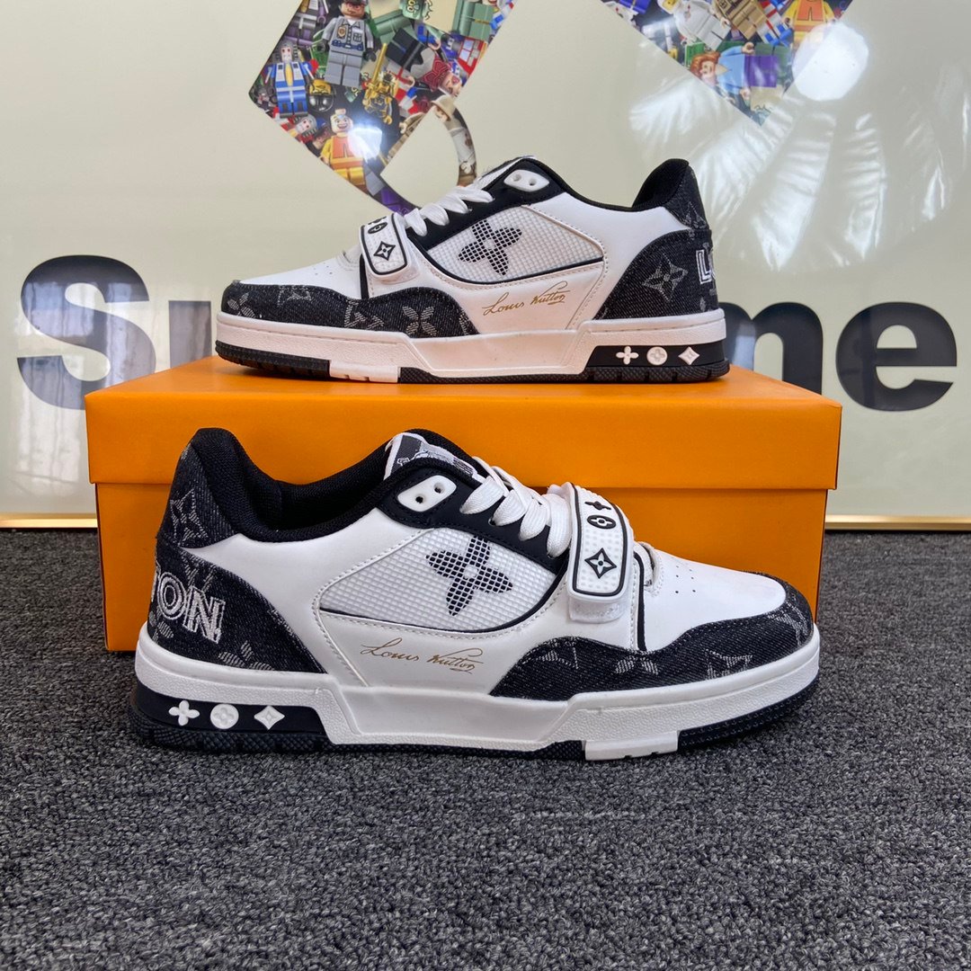 Louis Vuitton Trainer Sneaker -4