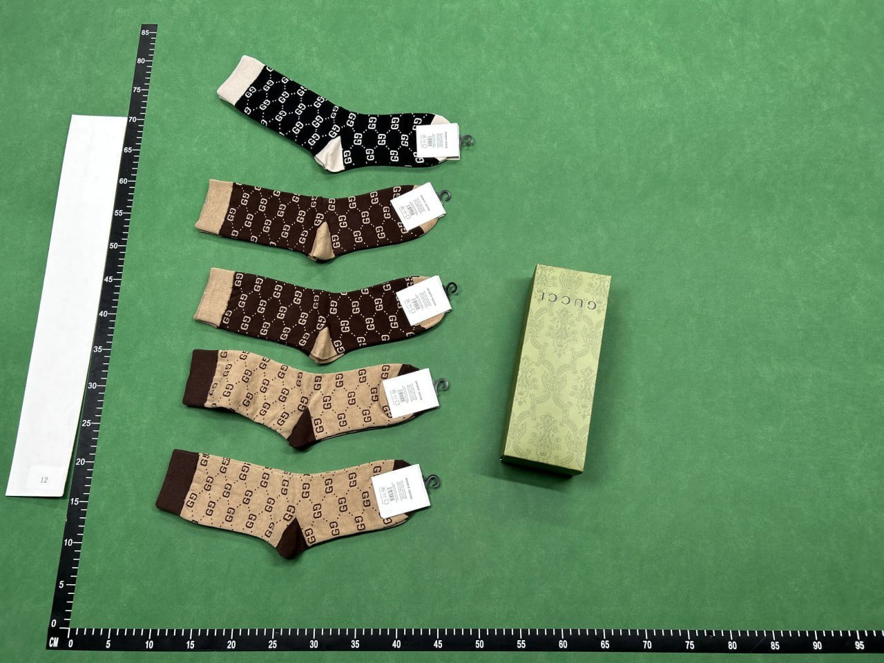  Gucci socks -4