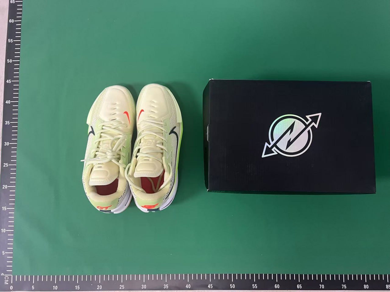 NIKE AIR ZOOM G.T. CUT -5