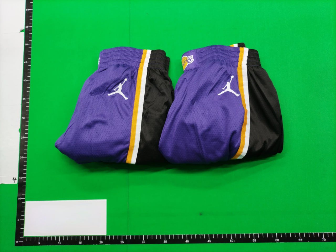 NBA Lakers Nike shorts -5