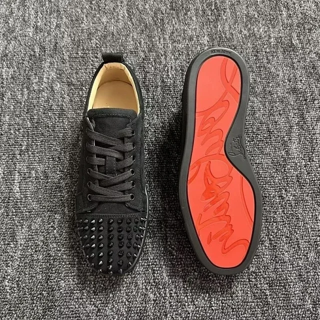 Christian Louboutin Rivet shoes red botton shoes  -2