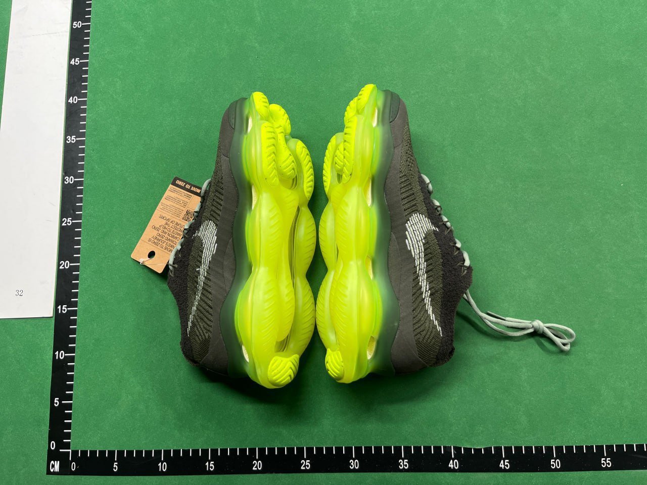 NIKE Air Max Scorpion Flyknit -4