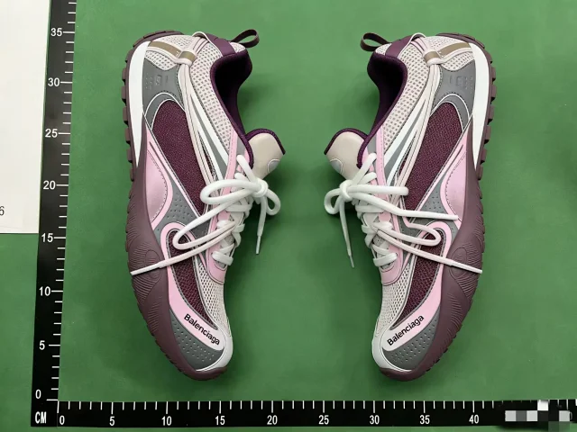 Balenciaga/Trac/Rad/Triple S .