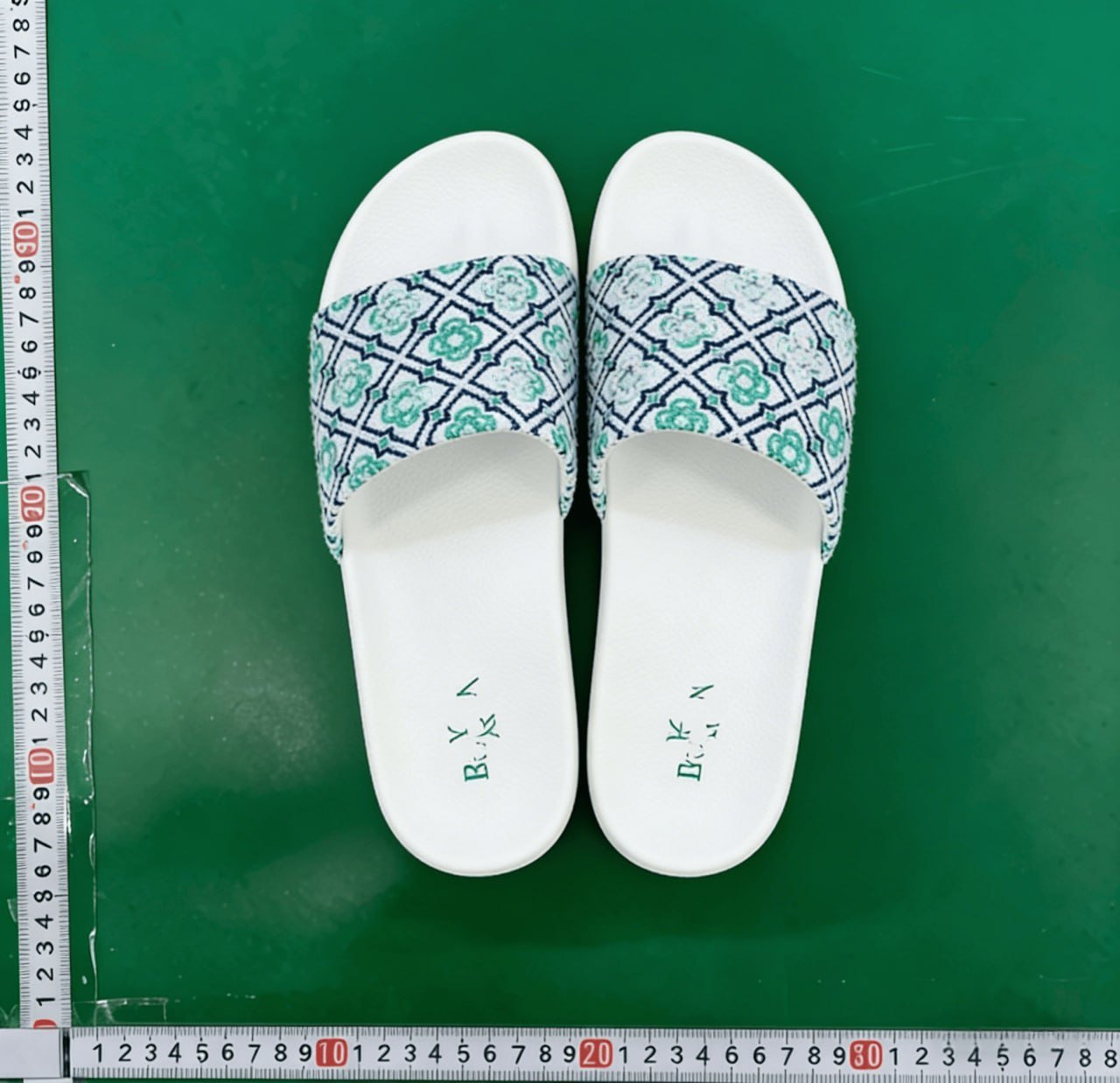 White AMIRI Balenciaga Versace -4