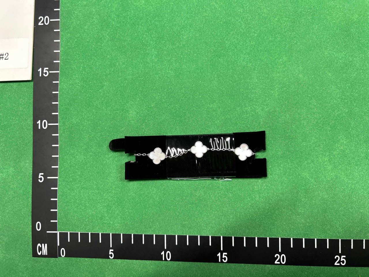 Van Cleef & Arpels bracele -4