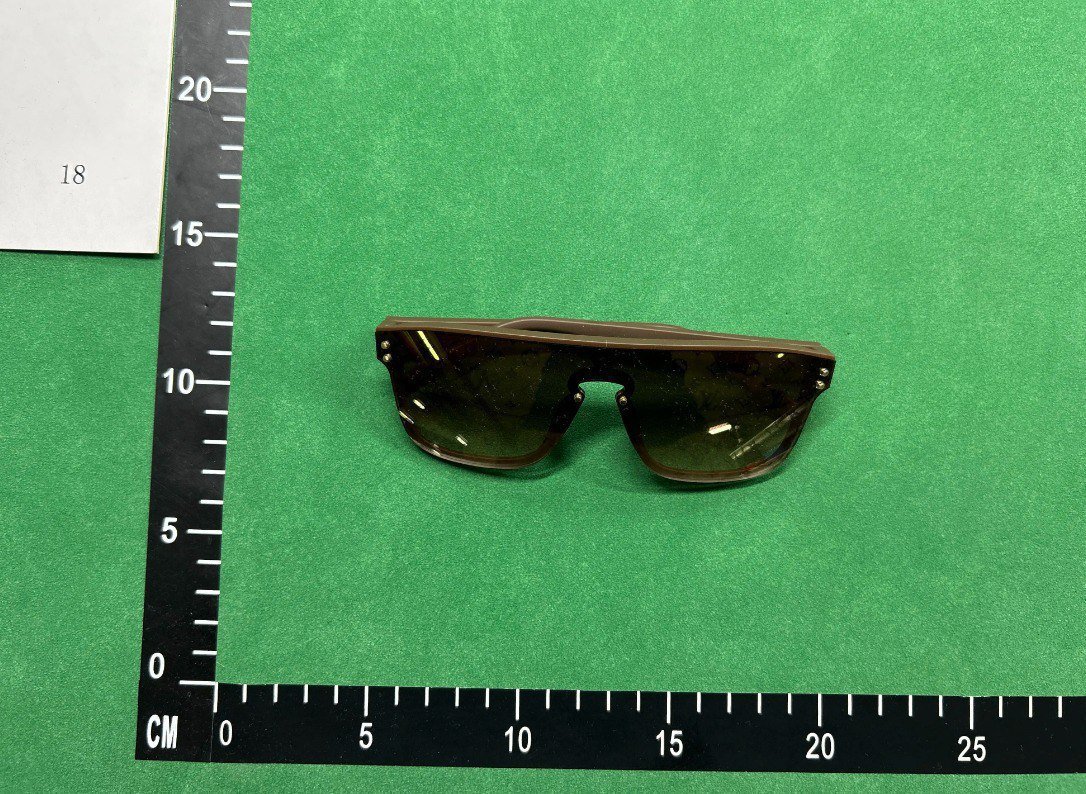 LV High-Quality Sunglasses -3
