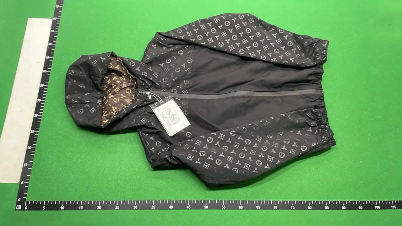 Louis Vuitton Windbreaker -3