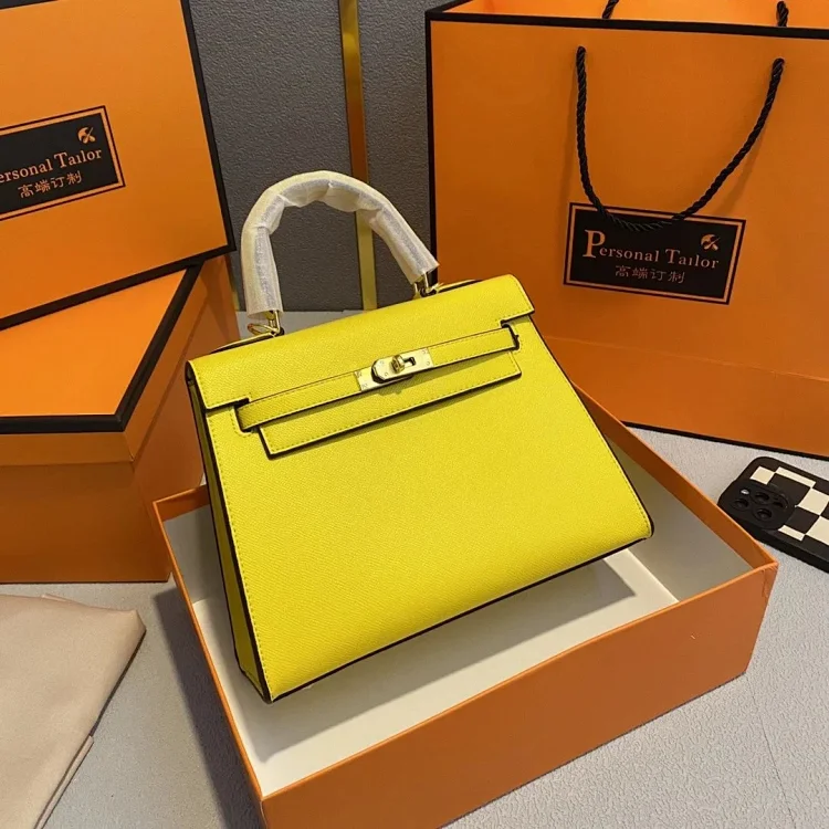 Hermès Kelly bag