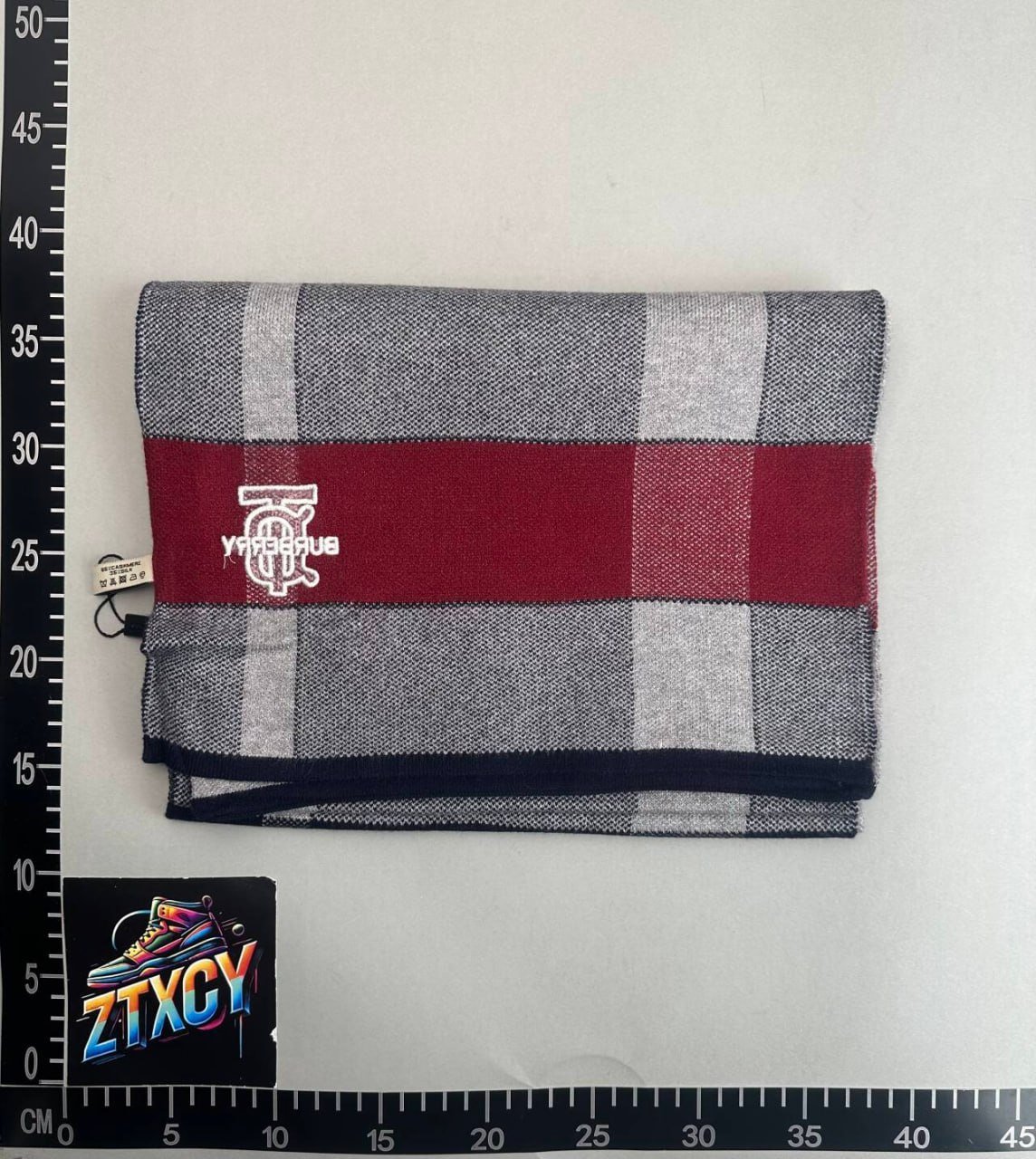 Burberry scarf -4