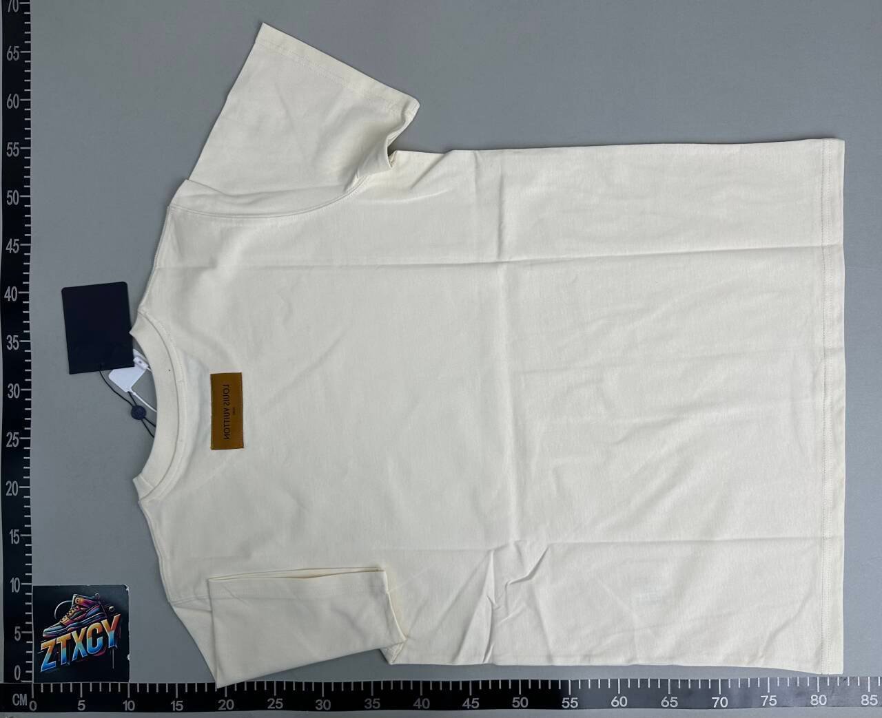 lv tee -3