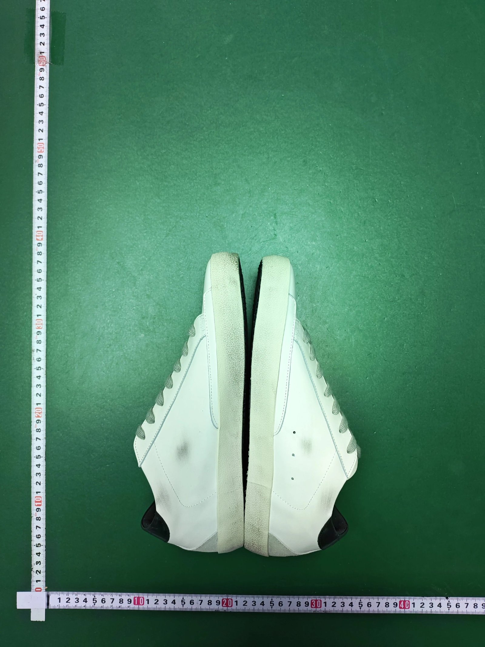 Golden Goose Dirty Shoes -3