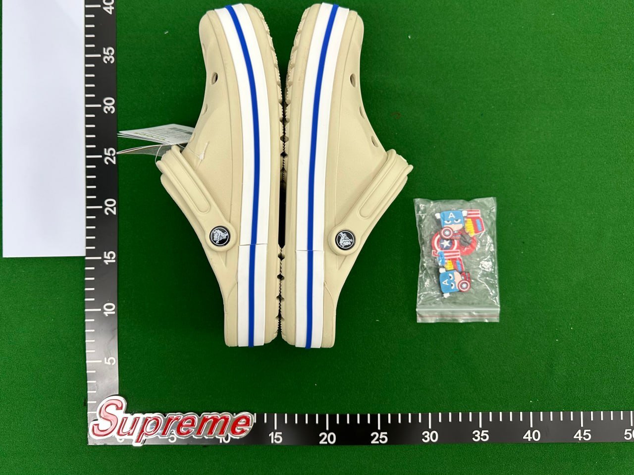  Crocs Slippers -3