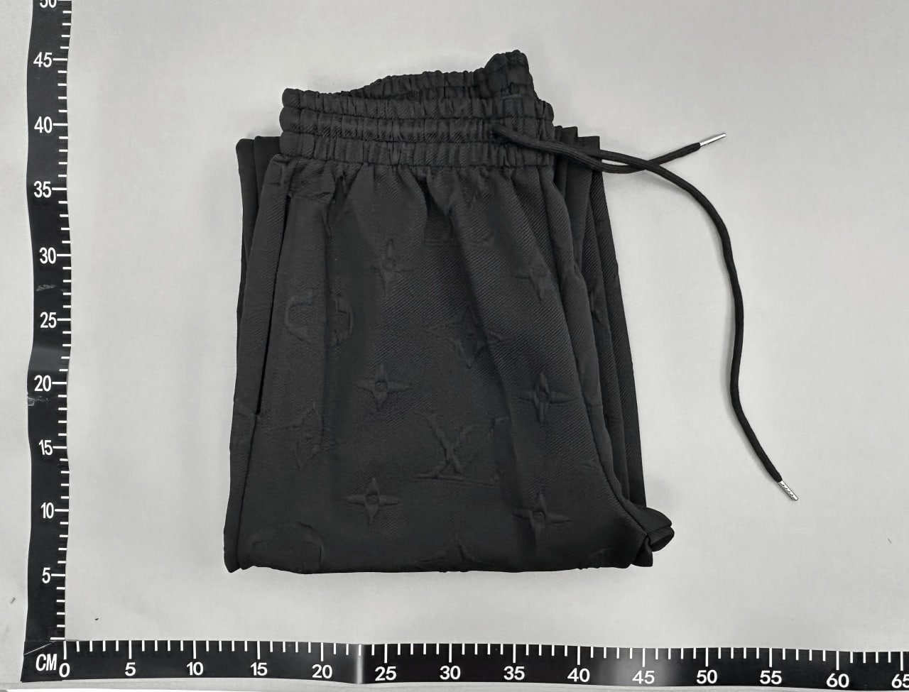 Louis Vuitton Pants -4