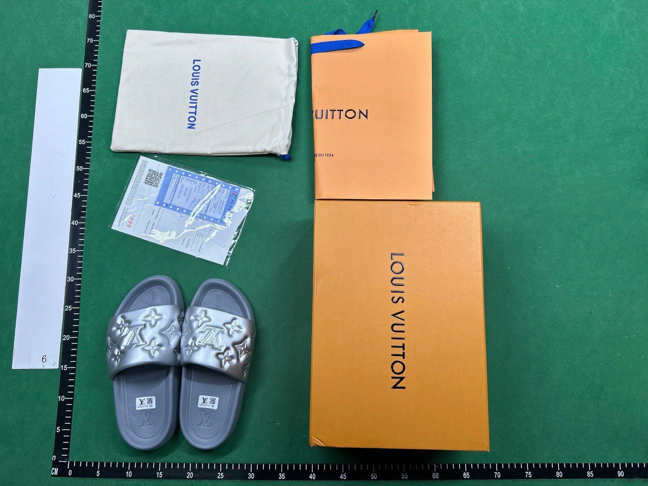 Louis Vuitton slippers                                                  -3