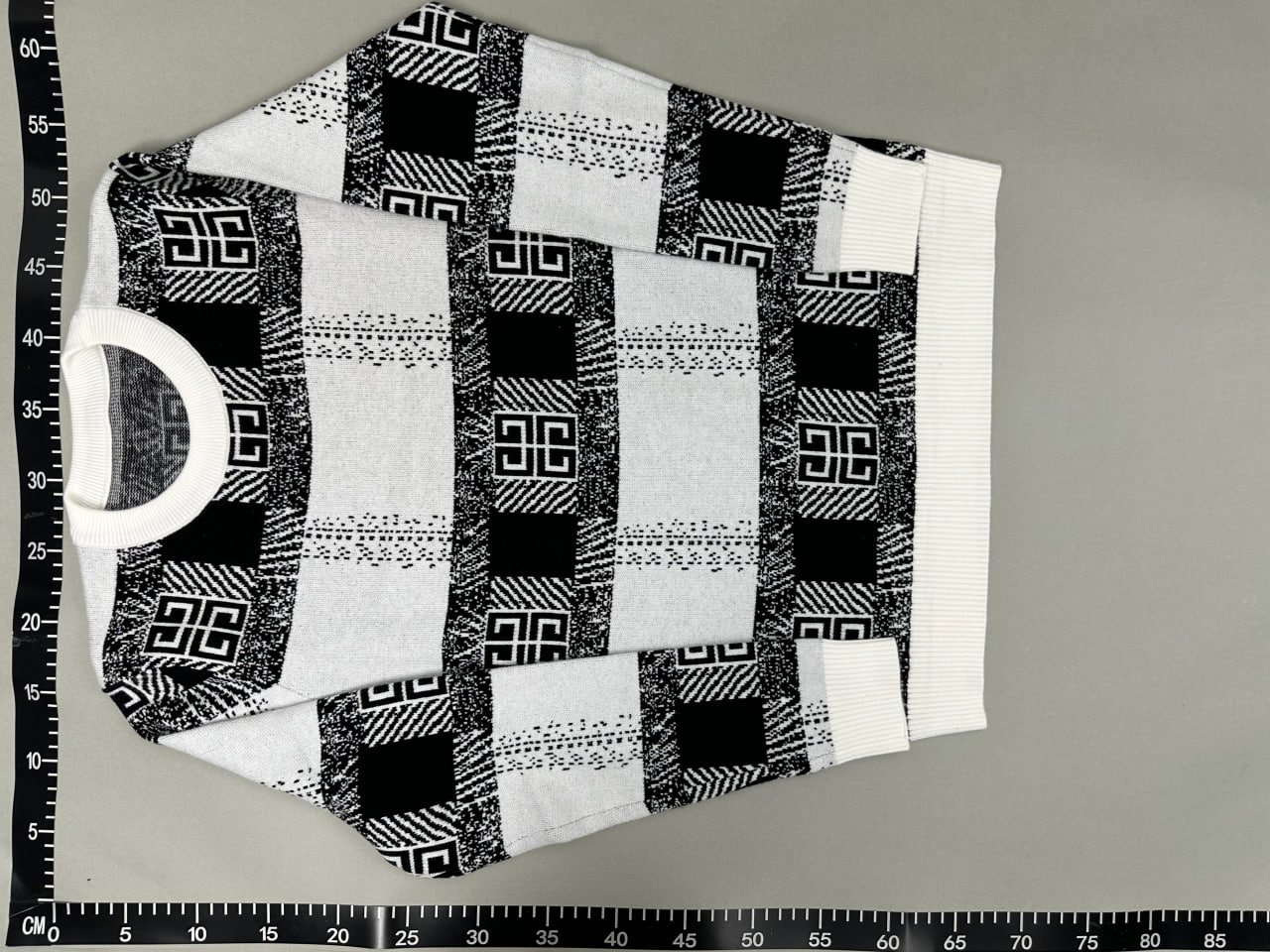 Fendi Sweater -2