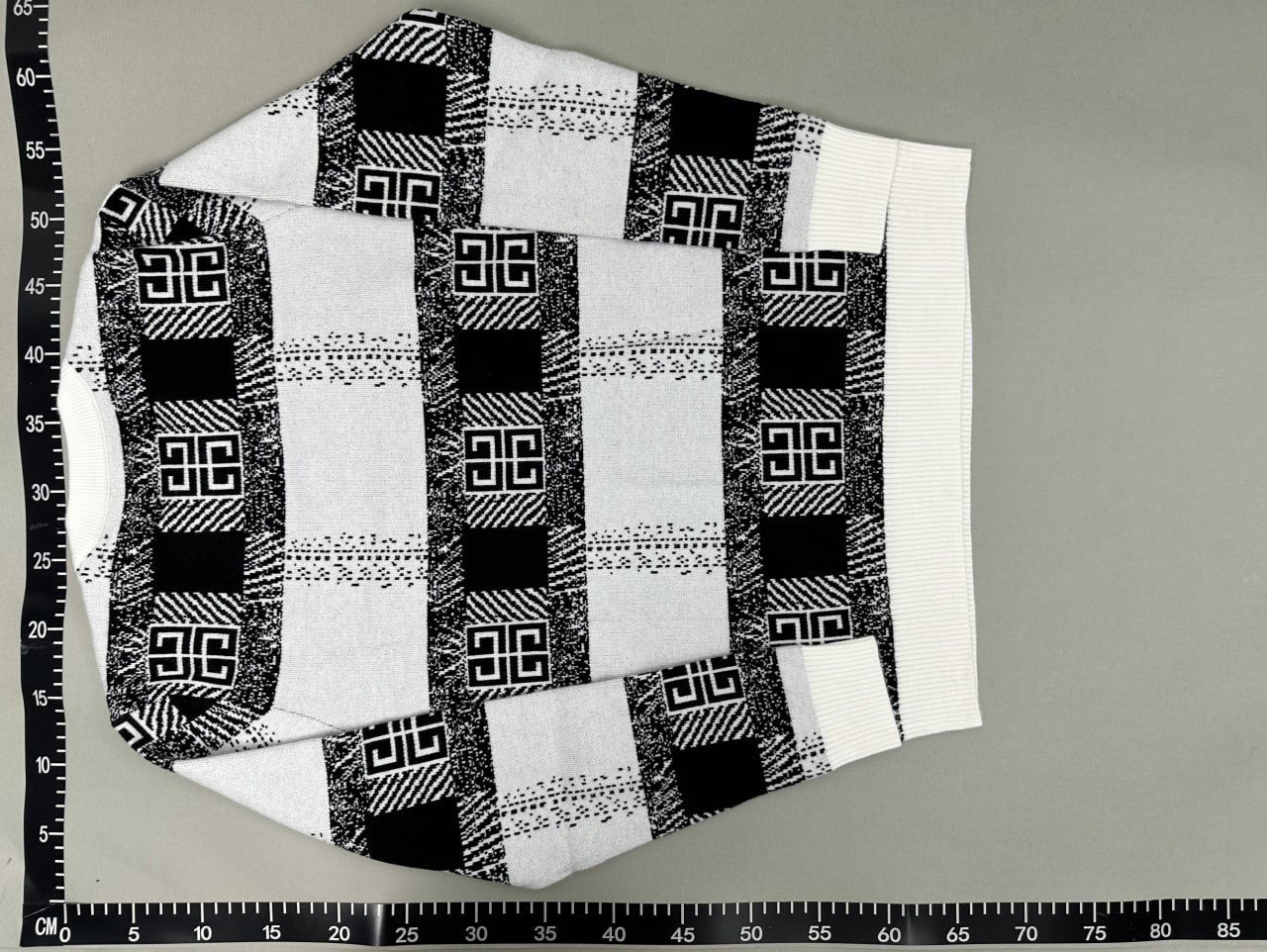 Fendi Sweater -3