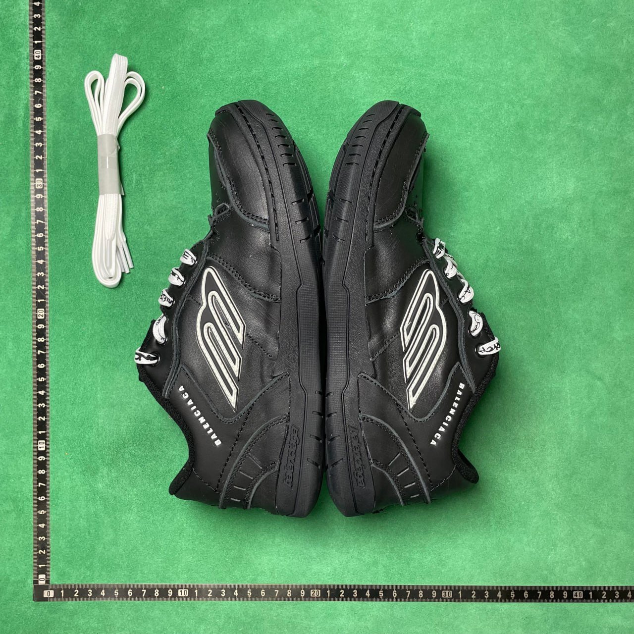 Balenciaga HAMPTONS -2