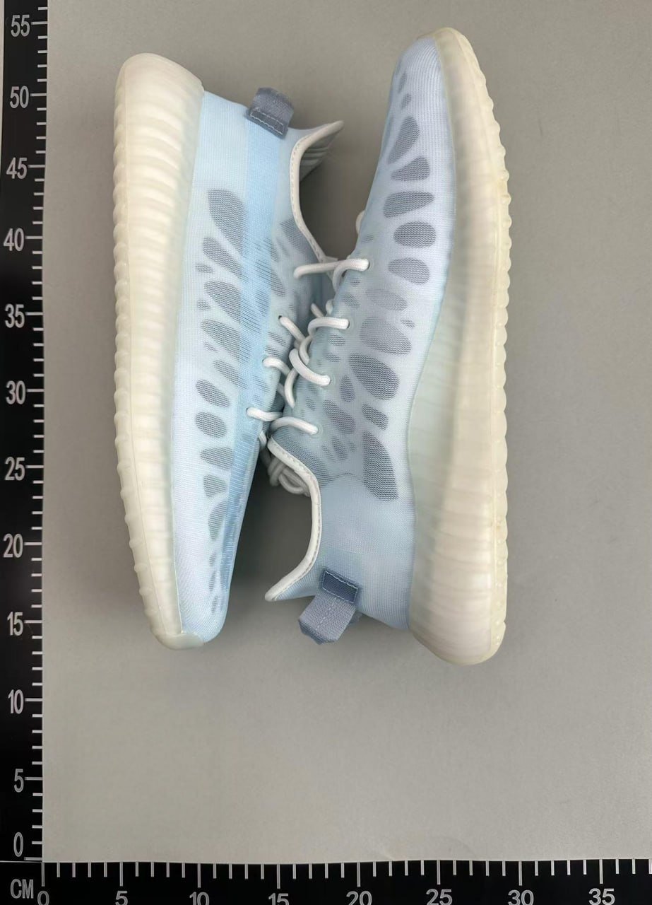 Adidas Yeezy 350 -2