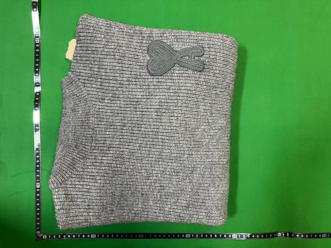 AMI Sweater -4