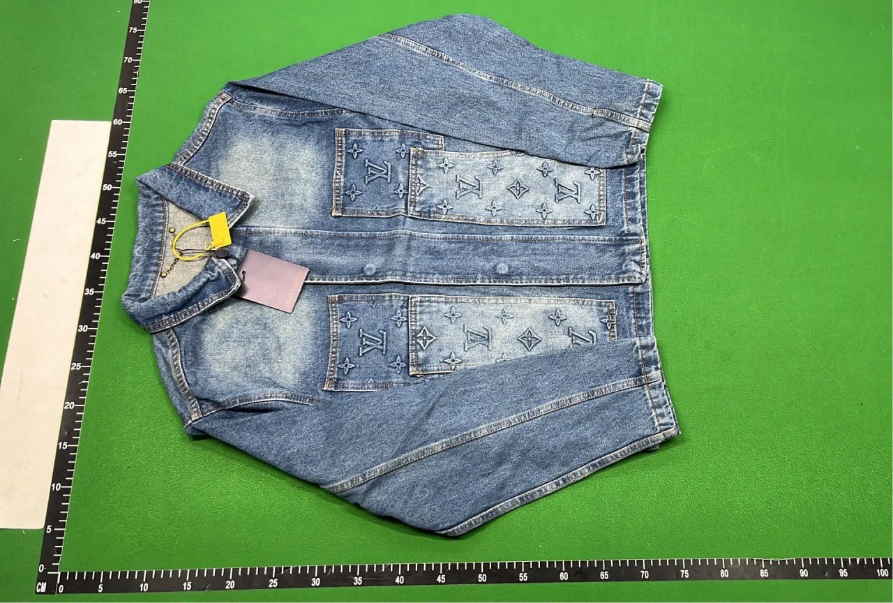 Lv Suit -3
