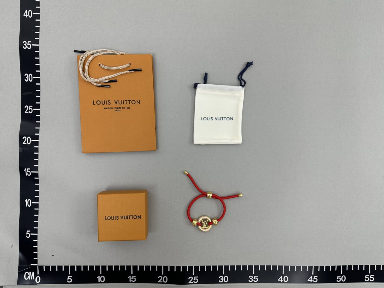 LV Bracelet -5