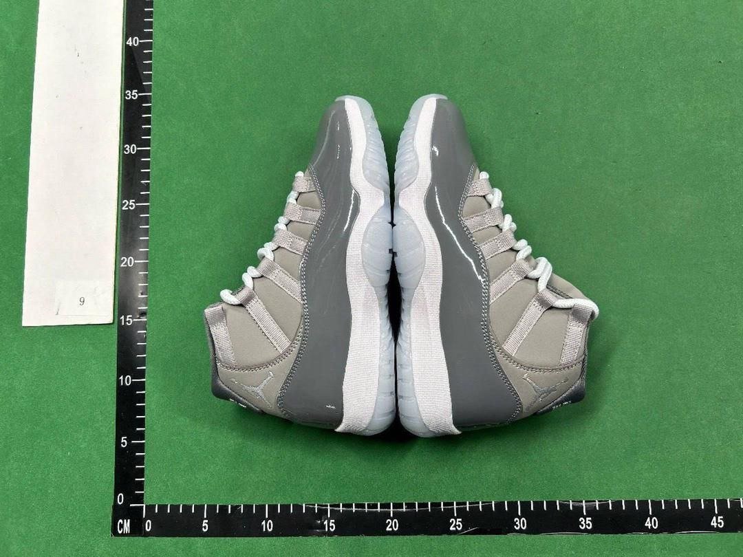 Air Jordan 11 -3