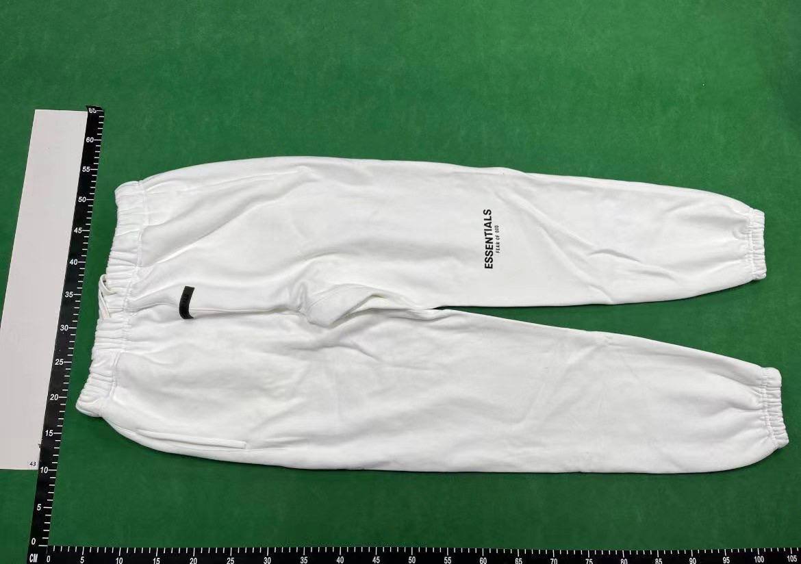 essential pants -4