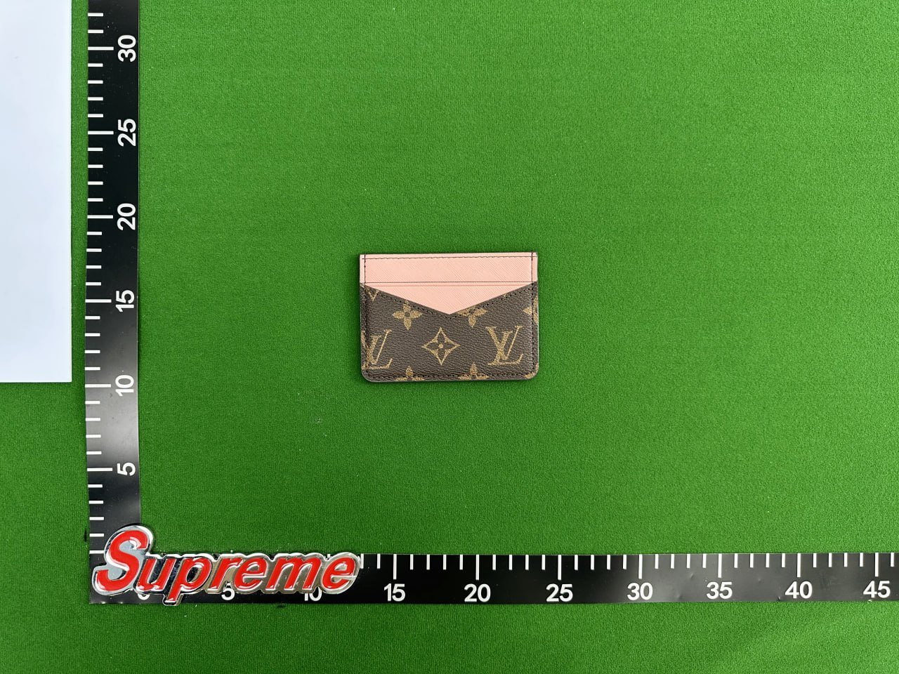  Louis Vuitton Wallet -2