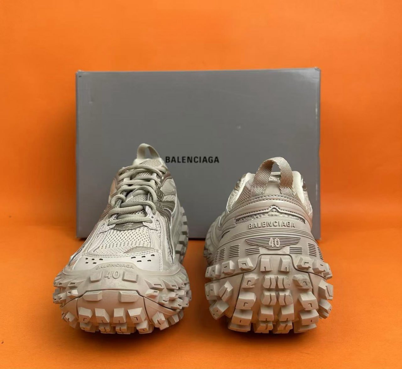 Balenciaga Defender -3