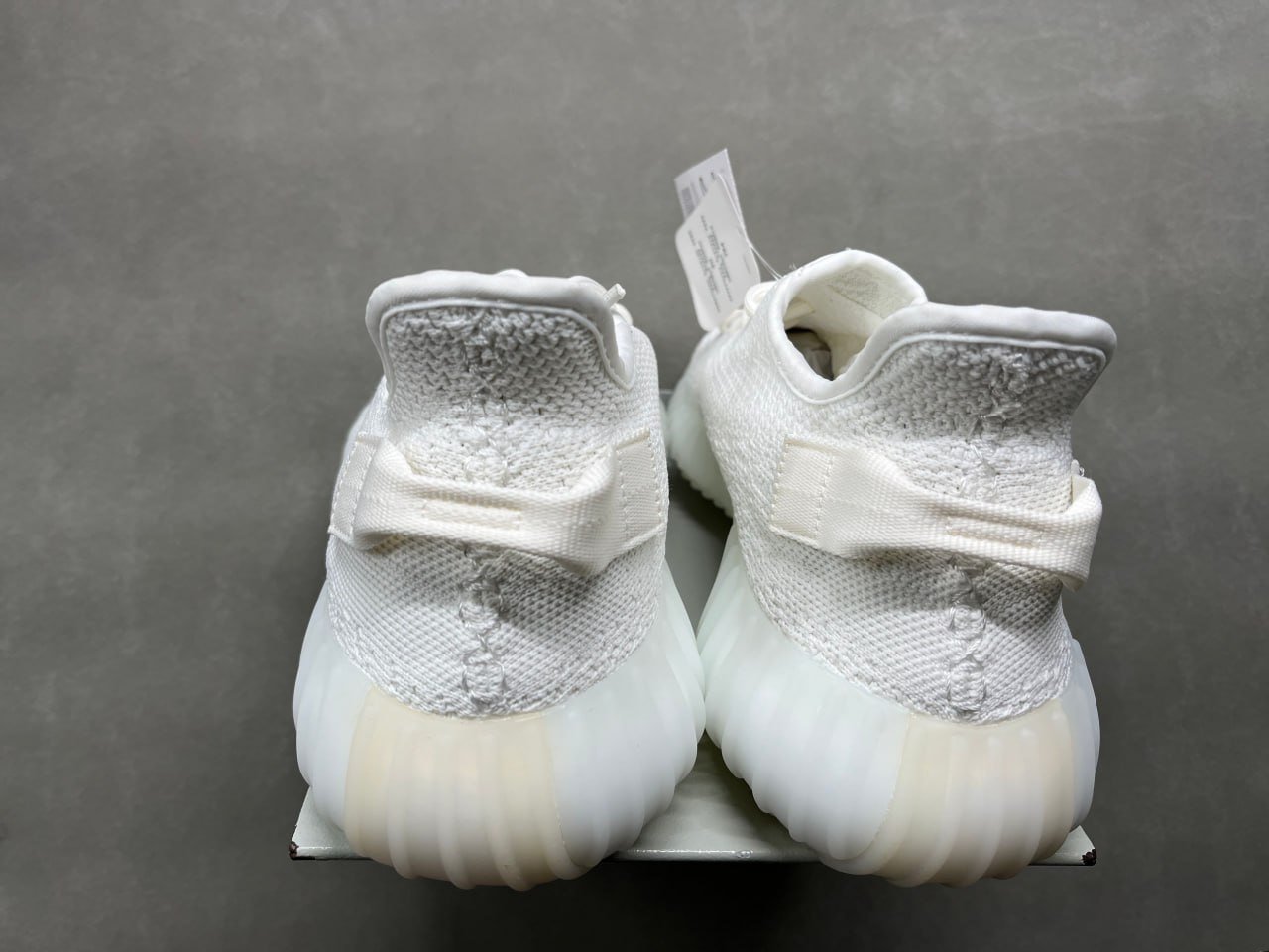 GD-Yeezy350 -4