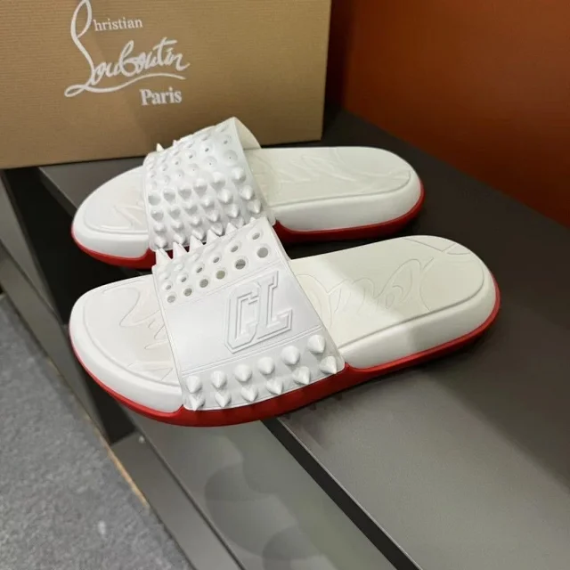Christian Louboutin CL slipper